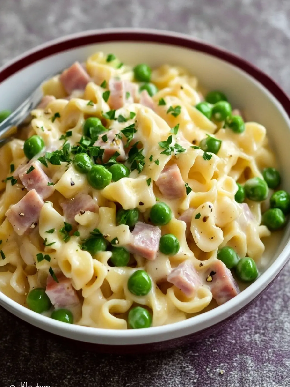 Creamy Ham Pasta with Peas: Quick Comfort Food Magic 2 Creamy Ham Pasta with Peas